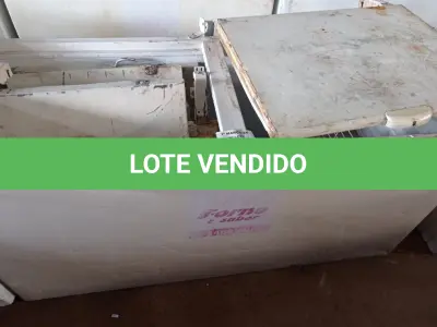LOTE 025 - 01 FREEZER HORIZONTAL 02 TAMPAS 220V. (NO ESTADO) ATENÇÃO! FAZER A VISITAÇÃO ANTES DE ARREMATAR, NÃO SABEMOS SE FUNCIONA. LEILÃO NÃO TEM GARANTIA E NEM DEVOLUÇÃO, SUJEITO A POSSÍVEIS AVARIAS VISÍVEIS/OCULTAS E/OU AUSÊNCIA DE COMPONENTES.
