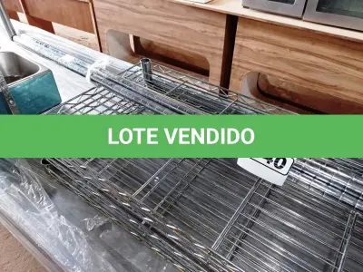LOTE 140 - 01 ESTANTE GRADEADA DESMONTADA COM 04 PRATELEIRAS. (NO ESTADO. LEILÃO NÃO TEM GARANTIA E NEM DEVOLUÇÃO).