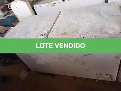 LOTE 015 - 01 FREEZER HORIZONTAL 02 TAMPAS 220V. (NO ESTADO) ATENÇÃO! FAZER A VISITAÇÃO ANTES DE ARREMATAR, NÃO SABEMOS SE FUNCIONA. LEILÃO NÃO TEM GARANTIA E NEM DEVOLUÇÃO, SUJEITO A POSSÍVEIS AVARIAS VISÍVEIS/OCULTAS E/OU AUSÊNCIA DE COMPONENTES.