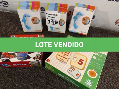 LOTE 119 - 04 BONECOS JOÃO TEIMOSO E 01 JOGO DESCOBRINDO A MATEMÁTICA. (NO ESTADO) ATENÇÃO! FAZER A VISITAÇÃO ANTES DE ARREMATAR, NÃO SABEMOS SE FUNCIONA. LEILÃO NÃO TEM GARANTIA E NEM DEVOLUÇÃO, SUJEITO A POSSÍVEIS AVARIAS VISÍVEIS/OCULTAS E/OU AUSÊNCIA DE COMPONENTES.