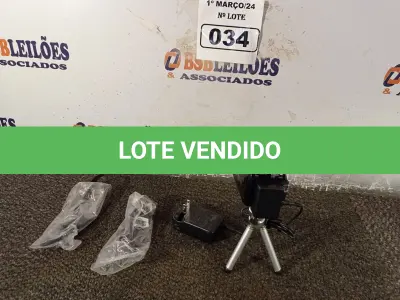 LOTE 034 - 01 FILMADORA MARCA CANON HD VIXIA HF R50 COM CARREGADOR E TRIPE. (NO ESTADO) ATENÇÃO! FAZER A VISITAÇÃO ANTES DE ARREMATAR, NÃO SABEMOS SE FUNCIONA. LEILÃO NÃO TEM GARANTIA E NEM DEVOLUÇÃO, SUJEITO A POSSÍVEIS AVARIAS VISÍVEIS/OCULTAS E/OU AUSÊNCIA DE COMPONENTES.