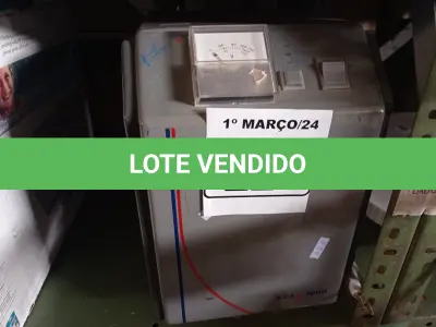 LOTE 224 - 01 ESTABILIZADOR DE TENSÃO KCE 3000. (NO ESTADO) ATENÇÃO! FAZER A VISITAÇÃO ANTES DE ARREMATAR, NÃO SABEMOS SE FUNCIONA. LEILÃO NÃO TEM GARANTIA E NEM DEVOLUÇÃO, SUJEITO A POSSÍVEIS AVARIAS VISÍVEIS/OCULTAS E/OU AUSÊNCIA DE COMPONENTES.