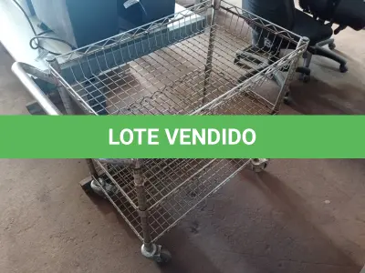 LOTE 364 - 01 CARRINHO PARA TRANSPORTE DE ALIMENTOS. (NO ESTADO) ATENÇÃO! FAZER A VISITAÇÃO ANTES DE ARREMATAR, NÃO SABEMOS SE FUNCIONA. LEILÃO NÃO TEM GARANTIA E NEM DEVOLUÇÃO, SUJEITO A POSSÍVEIS AVARIAS VISÍVEIS/OCULTAS E/OU AUSÊNCIA DE COMPONENTES.