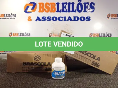 LOTE 267 - 02 CAIXAS COM COLA TUBO ST. (NO ESTADO) ATENÇÃO! FAZER A VISITAÇÃO ANTES DE ARREMATAR, NÃO SABEMOS SE FUNCIONA. LEILÃO NÃO TEM GARANTIA E NEM DEVOLUÇÃO, SUJEITO A POSSÍVEIS AVARIAS VISÍVEIS/OCULTAS E/OU AUSÊNCIA DE COMPONENTES.