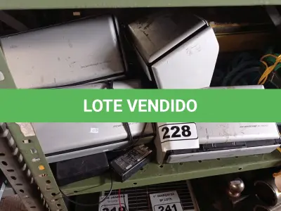 LOTE 228 - 06 SCANNER MARCAS FUJITSU. (NO ESTADO) ATENÇÃO! FAZER A VISITAÇÃO ANTES DE ARREMATAR, NÃO SABEMOS SE FUNCIONA. LEILÃO NÃO TEM GARANTIA E NEM DEVOLUÇÃO, SUJEITO A POSSÍVEIS AVARIAS VISÍVEIS/OCULTAS E/OU AUSÊNCIA DE COMPONENTES.