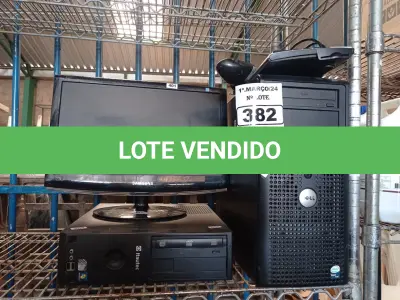 LOTE 382 - 02 CPU’S, 01 MONITOR, 01 TECLADO E 01 MOUSE. (NO ESTADO) ATENÇÃO! FAZER A VISITAÇÃO ANTES DE ARREMATAR, NÃO SABEMOS SE FUNCIONA. LEILÃO NÃO TEM GARANTIA E NEM DEVOLUÇÃO, SUJEITO A POSSÍVEIS AVARIAS VISÍVEIS/OCULTAS E/OU AUSÊNCIA DE COMPONENTES.