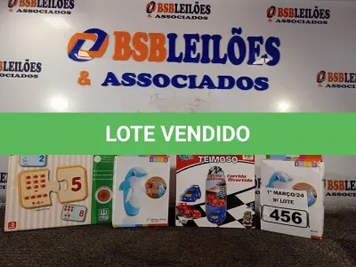 LOTE 456 - 03 BONECOS JOÃO TEIMOSO E 01 JOGO DESCOBRINDO A MATEMÁTICA. (NO ESTADO) ATENÇÃO! FAZER A VISITAÇÃO ANTES DE ARREMATAR, NÃO SABEMOS SE FUNCIONA. LEILÃO NÃO TEM GARANTIA E NEM DEVOLUÇÃO, SUJEITO A POSSÍVEIS AVARIAS VISÍVEIS/OCULTAS E/OU AUSÊNCIA DE COMPONENTES.