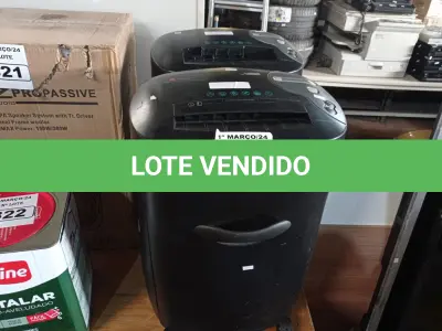 LOTE 320 - 02 FRAGMENTADORAS DE PAPEL. (NO ESTADO) ATENÇÃO! FAZER A VISITAÇÃO ANTES DE ARREMATAR, NÃO SABEMOS SE FUNCIONA. LEILÃO NÃO TEM GARANTIA E NEM DEVOLUÇÃO, SUJEITO A POSSÍVEIS AVARIAS VISÍVEIS/OCULTAS E/OU AUSÊNCIA DE COMPONENTES.
