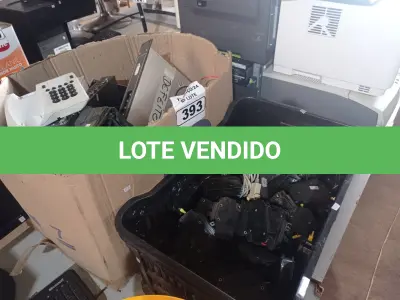 LOTE 393 - 01 LOTE COM DISJUNTORES E MATERIAIS DIVERSOS. (NO ESTADO) ATENÇÃO! FAZER A VISITAÇÃO ANTES DE ARREMATAR, NÃO SABEMOS SE FUNCIONA. LEILÃO NÃO TEM GARANTIA E NEM DEVOLUÇÃO, SUJEITO A POSSÍVEIS AVARIAS VISÍVEIS/OCULTAS E/OU AUSÊNCIA DE COMPONENTES.