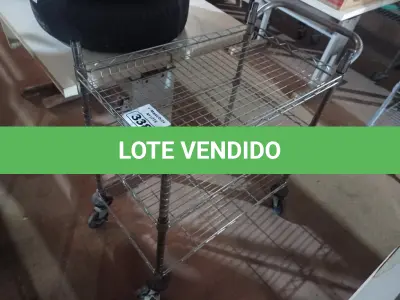 LOTE 338 - 01 CARRINHO PARA TRANSPORTE DE ALIMENTOS. (NO ESTADO) ATENÇÃO! FAZER A VISITAÇÃO ANTES DE ARREMATAR, NÃO SABEMOS SE FUNCIONA. LEILÃO NÃO TEM GARANTIA E NEM DEVOLUÇÃO, SUJEITO A POSSÍVEIS AVARIAS VISÍVEIS/OCULTAS E/OU AUSÊNCIA DE COMPONENTES.