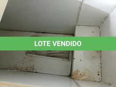 LOTE 225 - 01 FREEZER HORIZONTAL 02 TAMPAS 220V. (NO ESTADO) ATENÇÃO! FAZER A VISITAÇÃO ANTES DE ARREMATAR, NÃO SABEMOS SE FUNCIONA. LEILÃO NÃO TEM GARANTIA E NEM DEVOLUÇÃO, SUJEITO A POSSÍVEIS AVARIAS VISÍVEIS/OCULTAS E/OU AUSÊNCIA DE COMPONENTES.