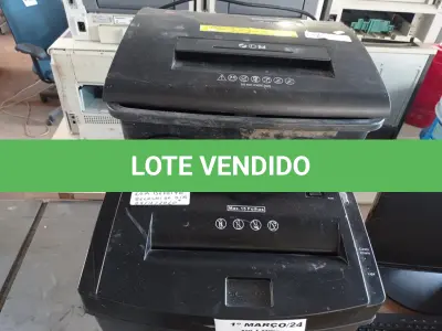 LOTE 492 - 02 FRAGMENTADORAS DE PAPEL. (NO ESTADO) ATENÇÃO! FAZER A VISITAÇÃO ANTES DE ARREMATAR, NÃO SABEMOS SE FUNCIONA. LEILÃO NÃO TEM GARANTIA E NEM DEVOLUÇÃO, SUJEITO A POSSÍVEIS AVARIAS VISÍVEIS/OCULTAS E/OU AUSÊNCIA DE COMPONENTES.