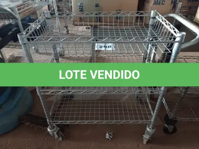 LOTE 286 - 01 CARRINHO PARA TRANSPORTE DE ALIMENTOS. (NO ESTADO) ATENÇÃO! FAZER A VISITAÇÃO ANTES DE ARREMATAR, NÃO SABEMOS SE FUNCIONA. LEILÃO NÃO TEM GARANTIA E NEM DEVOLUÇÃO, SUJEITO A POSSÍVEIS AVARIAS VISÍVEIS/OCULTAS E/OU AUSÊNCIA DE COMPONENTES.