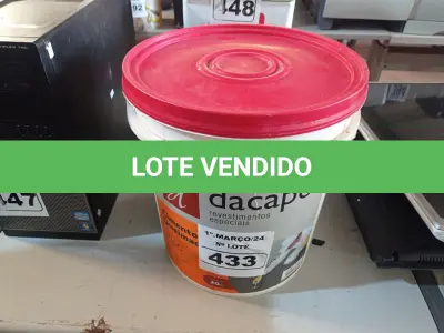 LOTE 433 - 01 BALDE DE CIMENTO QUEIMADO DACAPÓ 20KG. (NO ESTADO) ATENÇÃO! FAZER A VISITAÇÃO ANTES DE ARREMATAR, NÃO SABEMOS SE FUNCIONA. LEILÃO NÃO TEM GARANTIA E NEM DEVOLUÇÃO, SUJEITO A POSSÍVEIS AVARIAS VISÍVEIS/OCULTAS E/OU AUSÊNCIA DE COMPONENTES.