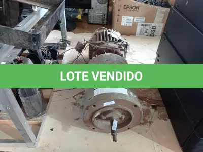 LOTE 487 - 02 MOTORES ELÉTRICOS. (NO ESTADO) ATENÇÃO! FAZER A VISITAÇÃO ANTES DE ARREMATAR, NÃO SABEMOS SE FUNCIONA. LEILÃO NÃO TEM GARANTIA E NEM DEVOLUÇÃO, SUJEITO A POSSÍVEIS AVARIAS VISÍVEIS/OCULTAS E/OU AUSÊNCIA DE COMPONENTES.