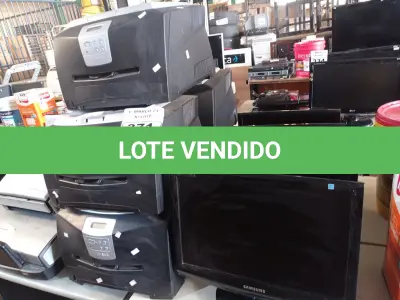 LOTE 371 - 05 IMPRESSORAS MARCAS LEXMARK MODELO E342N E 05 MONITORES MARCAS E MODELOS DIVERSOS PARA RETIRADA DE PEÇAS. (NO ESTADO) ATENÇÃO! FAZER A VISITAÇÃO ANTES DE ARREMATAR, NÃO SABEMOS SE FUNCIONA. LEILÃO NÃO TEM GARANTIA E NEM DEVOLUÇÃO, SUJEITO A POSSÍVEIS AVARIAS VISÍVEIS/OCULTAS E/OU AUSÊNCIA DE COMPONENTES.
