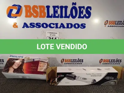 LOTE 214 - 02 ESCOVAS ROTATIVAS SENDO 01 MARCA PHILIPS E 01 GAMA ITALY. (NO ESTADO) ATENÇÃO! FAZER A VISITAÇÃO ANTES DE ARREMATAR, NÃO SABEMOS SE FUNCIONA. LEILÃO NÃO TEM GARANTIA E NEM DEVOLUÇÃO, SUJEITO A POSSÍVEIS AVARIAS VISÍVEIS/OCULTAS E/OU AUSÊNCIA DE COMPONENTES.