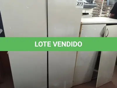 LOTE 273 - 02 ARMÁRIOS EM MADEIRA SENDO 01 BAIXO. (NO ESTADO) ATENÇÃO! FAZER A VISITAÇÃO ANTES DE ARREMATAR, NÃO SABEMOS SE FUNCIONA. LEILÃO NÃO TEM GARANTIA E NEM DEVOLUÇÃO, SUJEITO A POSSÍVEIS AVARIAS VISÍVEIS/OCULTAS E/OU AUSÊNCIA DE COMPONENTES.