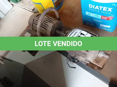 LOTE 481 - 02 MOTORES ELÉTRICOS. (NO ESTADO) ATENÇÃO! FAZER A VISITAÇÃO ANTES DE ARREMATAR, NÃO SABEMOS SE FUNCIONA. LEILÃO NÃO TEM GARANTIA E NEM DEVOLUÇÃO, SUJEITO A POSSÍVEIS AVARIAS VISÍVEIS/OCULTAS E/OU AUSÊNCIA DE COMPONENTES.