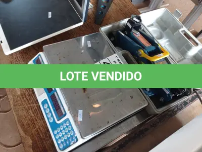 LOTE 421 - 01 BALANÇA DIGITAL E 01 MACACO JACARÉ 2TN. (NO ESTADO) ATENÇÃO! FAZER A VISITAÇÃO ANTES DE ARREMATAR, NÃO SABEMOS SE FUNCIONA. LEILÃO NÃO TEM GARANTIA E NEM DEVOLUÇÃO, SUJEITO A POSSÍVEIS AVARIAS VISÍVEIS/OCULTAS E/OU AUSÊNCIA DE COMPONENTES.