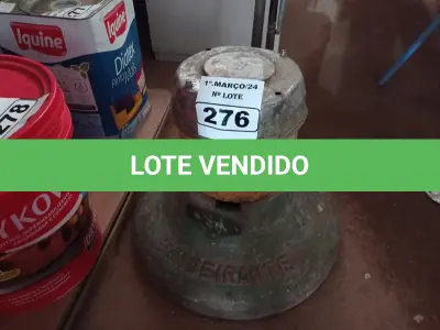 LOTE 276 - 01 ENCERADEIRA INDUSTRIAL MARCA BANDEIRANTE. (NO ESTADO) ATENÇÃO! FAZER A VISITAÇÃO ANTES DE ARREMATAR, NÃO SABEMOS SE FUNCIONA. LEILÃO NÃO TEM GARANTIA E NEM DEVOLUÇÃO, SUJEITO A POSSÍVEIS AVARIAS VISÍVEIS/OCULTAS E/OU AUSÊNCIA DE COMPONENTES.