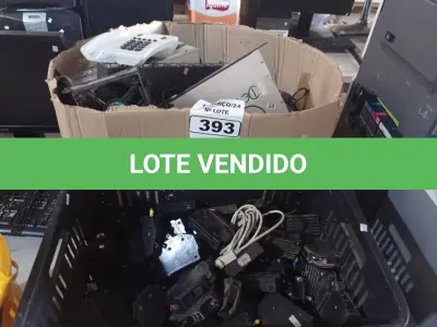 LOTE 393 - 01 LOTE COM DISJUNTORES E MATERIAIS DIVERSOS. (NO ESTADO) ATENÇÃO! FAZER A VISITAÇÃO ANTES DE ARREMATAR, NÃO SABEMOS SE FUNCIONA. LEILÃO NÃO TEM GARANTIA E NEM DEVOLUÇÃO, SUJEITO A POSSÍVEIS AVARIAS VISÍVEIS/OCULTAS E/OU AUSÊNCIA DE COMPONENTES.