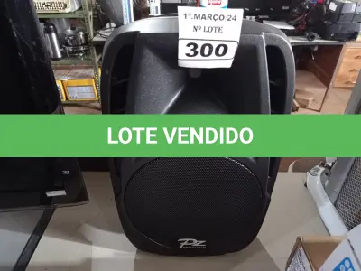 LOTE 300 - 01 CAIXA DE SOM PZ PROPASSIVE PX-12. (NO ESTADO) ATENÇÃO! FAZER A VISITAÇÃO ANTES DE ARREMATAR, NÃO SABEMOS SE FUNCIONA. LEILÃO NÃO TEM GARANTIA E NEM DEVOLUÇÃO, SUJEITO A POSSÍVEIS AVARIAS VISÍVEIS/OCULTAS E/OU AUSÊNCIA DE COMPONENTES.