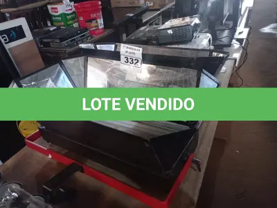 LOTE 332 - 02 LUMINÁRIAS PARA ESTÚDIO. (NO ESTADO) ATENÇÃO! FAZER A VISITAÇÃO ANTES DE ARREMATAR, NÃO SABEMOS SE FUNCIONA. LEILÃO NÃO TEM GARANTIA E NEM DEVOLUÇÃO, SUJEITO A POSSÍVEIS AVARIAS VISÍVEIS/OCULTAS E/OU AUSÊNCIA DE COMPONENTES.