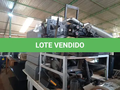 LOTE 488 - 01 LOTE COM FERRAGENS DIVERSAS. (NO ESTADO) ATENÇÃO! FAZER A VISITAÇÃO ANTES DE ARREMATAR, NÃO SABEMOS SE FUNCIONA. LEILÃO NÃO TEM GARANTIA E NEM DEVOLUÇÃO, SUJEITO A POSSÍVEIS AVARIAS VISÍVEIS/OCULTAS E/OU AUSÊNCIA DE COMPONENTES.