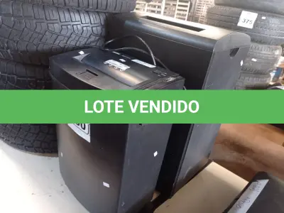 LOTE 390 - 02 FRAGMENTADORAS DE PAPEL. (NO ESTADO) ATENÇÃO! FAZER A VISITAÇÃO ANTES DE ARREMATAR, NÃO SABEMOS SE FUNCIONA. LEILÃO NÃO TEM GARANTIA E NEM DEVOLUÇÃO, SUJEITO A POSSÍVEIS AVARIAS VISÍVEIS/OCULTAS E/OU AUSÊNCIA DE COMPONENTES.