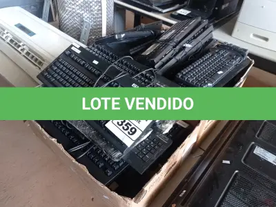 LOTE 359 - 01 LOTE COM VÁRIOS TECLADOS PARA PC MARCAS E MODELOS DIVERSOS. (NO ESTADO) ATENÇÃO! FAZER A VISITAÇÃO ANTES DE ARREMATAR, NÃO SABEMOS SE FUNCIONA. LEILÃO NÃO TEM GARANTIA E NEM DEVOLUÇÃO, SUJEITO A POSSÍVEIS AVARIAS VISÍVEIS/OCULTAS E/OU AUSÊNCIA DE COMPONENTES.