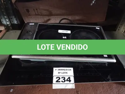 LOTE 234 - 02 FOGÕES DE INDUÇÃO MARCAS E MODELOS DIVERSOS PARA RETIRADA DE PEÇAS. (NO ESTADO) ATENÇÃO! FAZER A VISITAÇÃO ANTES DE ARREMATAR, NÃO SABEMOS SE FUNCIONA. LEILÃO NÃO TEM GARANTIA E NEM DEVOLUÇÃO, SUJEITO A POSSÍVEIS AVARIAS VISÍVEIS/OCULTAS E/OU AUSÊNCIA DE COMPONENTES.