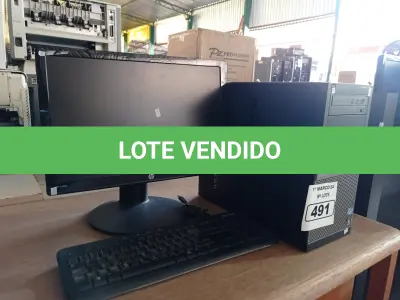 LOTE 491 - 01 CPU 01 MONITOR E 01 TECLADO. (NO ESTADO) ATENÇÃO! FAZER A VISITAÇÃO ANTES DE ARREMATAR, NÃO SABEMOS SE FUNCIONA. LEILÃO NÃO TEM GARANTIA E NEM DEVOLUÇÃO, SUJEITO A POSSÍVEIS AVARIAS VISÍVEIS/OCULTAS E/OU AUSÊNCIA DE COMPONENTES.