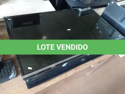 LOTE 476 - 03 TVS PARA RETIRADA DE PEÇAS. (NO ESTADO) ATENÇÃO! FAZER A VISITAÇÃO ANTES DE ARREMATAR, NÃO SABEMOS SE FUNCIONA. LEILÃO NÃO TEM GARANTIA E NEM DEVOLUÇÃO, SUJEITO A POSSÍVEIS AVARIAS VISÍVEIS/OCULTAS E/OU AUSÊNCIA DE COMPONENTES.