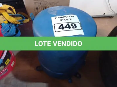 LOTE 449 - 01 MOTOR COMPRESSOR DE REFRIGERAÇÃO. (NO ESTADO) ATENÇÃO! FAZER A VISITAÇÃO ANTES DE ARREMATAR, NÃO SABEMOS SE FUNCIONA. LEILÃO NÃO TEM GARANTIA E NEM DEVOLUÇÃO, SUJEITO A POSSÍVEIS AVARIAS VISÍVEIS/OCULTAS E/OU AUSÊNCIA DE COMPONENTES.