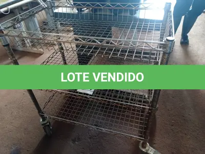 LOTE 364 - 01 CARRINHO PARA TRANSPORTE DE ALIMENTOS. (NO ESTADO) ATENÇÃO! FAZER A VISITAÇÃO ANTES DE ARREMATAR, NÃO SABEMOS SE FUNCIONA. LEILÃO NÃO TEM GARANTIA E NEM DEVOLUÇÃO, SUJEITO A POSSÍVEIS AVARIAS VISÍVEIS/OCULTAS E/OU AUSÊNCIA DE COMPONENTES.