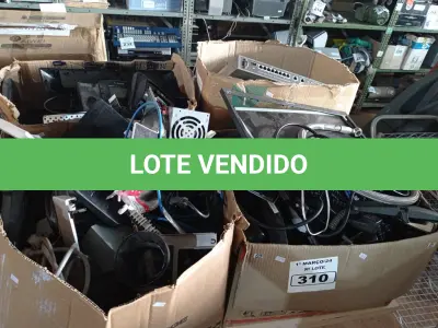 LOTE 310 - 01 LOTE COM MATERIAIS DIVERSOS. (NO ESTADO) ATENÇÃO! FAZER A VISITAÇÃO ANTES DE ARREMATAR, NÃO SABEMOS SE FUNCIONA. LEILÃO NÃO TEM GARANTIA E NEM DEVOLUÇÃO, SUJEITO A POSSÍVEIS AVARIAS VISÍVEIS/OCULTAS E/OU AUSÊNCIA DE COMPONENTES.