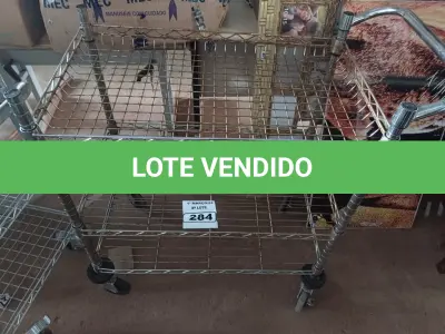 LOTE 284 - 01 CARRINHO PARA TRANSPORTE DE ALIMENTOS. (NO ESTADO) ATENÇÃO! FAZER A VISITAÇÃO ANTES DE ARREMATAR, NÃO SABEMOS SE FUNCIONA. LEILÃO NÃO TEM GARANTIA E NEM DEVOLUÇÃO, SUJEITO A POSSÍVEIS AVARIAS VISÍVEIS/OCULTAS E/OU AUSÊNCIA DE COMPONENTES.