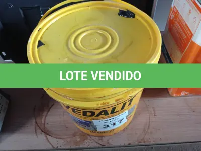LOTE 317 - 01 BALDE DE VEDALIT, ADITIVO PLASTIFICANTE CONCENTRADO PARA ARGAMASSA DE ASSENTAMENTO E REBOCO CONVENCIONAL 18L.  (NO ESTADO) ATENÇÃO! FAZER A VISITAÇÃO ANTES DE ARREMATAR, NÃO SABEMOS SE FUNCIONA. LEILÃO NÃO TEM GARANTIA E NEM DEVOLUÇÃO, SUJEITO A POSSÍVEIS AVARIAS VISÍVEIS/OCULTAS E/OU AUSÊNCIA DE COMPONENTES.