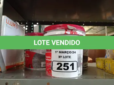 LOTE 251 - 03 BALDES DE CIMENTO QUEIMADO DACAPÓ 5KG. (NO ESTADO) ATENÇÃO! FAZER A VISITAÇÃO ANTES DE ARREMATAR, NÃO SABEMOS SE FUNCIONA. LEILÃO NÃO TEM GARANTIA E NEM DEVOLUÇÃO, SUJEITO A POSSÍVEIS AVARIAS VISÍVEIS/OCULTAS E/OU AUSÊNCIA DE COMPONENTES.