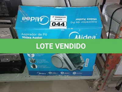 LOTE 044 - 01 ASPIRADOR DE PÓ. (NO ESTADO) ATENÇÃO! FAZER A VISITAÇÃO ANTES DE ARREMATAR, NÃO SABEMOS SE FUNCIONA. LEILÃO NÃO TEM GARANTIA E NEM DEVOLUÇÃO, SUJEITO A POSSÍVEIS AVARIAS VISÍVEIS/OCULTAS E/OU AUSÊNCIA DE COMPONENTES.