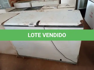LOTE 085 - 01 FREEZER HORIZONTAL 02 TAMPAS 220V. (NO ESTADO) ATENÇÃO! FAZER A VISITAÇÃO ANTES DE ARREMATAR, NÃO SABEMOS SE FUNCIONA. LEILÃO NÃO TEM GARANTIA E NEM DEVOLUÇÃO, SUJEITO A POSSÍVEIS AVARIAS VISÍVEIS/OCULTAS E/OU AUSÊNCIA DE COMPONENTES.