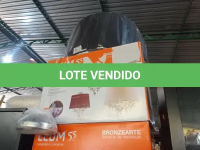 LOTE 074 - 02 LUMINÁRIAS PENDENTE SÃO PAULO. (NO ESTADO) ATENÇÃO! FAZER A VISITAÇÃO ANTES DE ARREMATAR, NÃO SABEMOS SE FUNCIONA. LEILÃO NÃO TEM GARANTIA E NEM DEVOLUÇÃO, SUJEITO A POSSÍVEIS AVARIAS VISÍVEIS/OCULTAS E/OU AUSÊNCIA DE COMPONENTES.