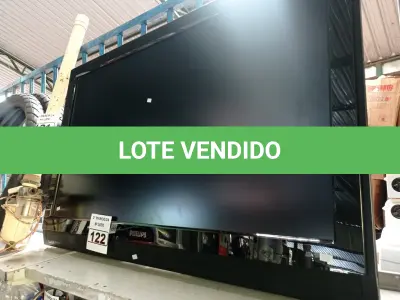 LOTE 122 - 01 TV PHILIPS 42” POL PARA RETIRADA DE PEÇAS. (NO ESTADO) ATENÇÃO! FAZER A VISITAÇÃO ANTES DE ARREMATAR, NÃO SABEMOS SE FUNCIONA. LEILÃO NÃO TEM GARANTIA E NEM DEVOLUÇÃO, SUJEITO A POSSÍVEIS AVARIAS VISÍVEIS/OCULTAS E/OU AUSÊNCIA DE COMPONENTES.
