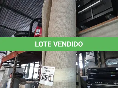 LOTE 056 - 01 TAPETE. (NO ESTADO) ATENÇÃO! FAZER A VISITAÇÃO ANTES DE ARREMATAR, NÃO SABEMOS SE FUNCIONA. LEILÃO NÃO TEM GARANTIA E NEM DEVOLUÇÃO, SUJEITO A POSSÍVEIS AVARIAS VISÍVEIS/OCULTAS E/OU AUSÊNCIA DE COMPONENTES.