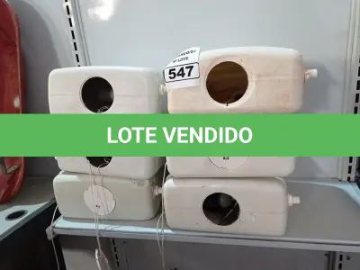 LOTE 547 - 06 CAIXAS DE DESCARGA.  (NO ESTADO) ATENÇÃO! FAZER A VISITAÇÃO ANTES DE ARREMATAR, NÃO SABEMOS SE FUNCIONA. LEILÃO NÃO TEM GARANTIA E NEM DEVOLUÇÃO, SUJEITO A POSSÍVEIS AVARIAS VISÍVEIS/OCULTAS E/OU AUSÊNCIA DE COMPONENTES.