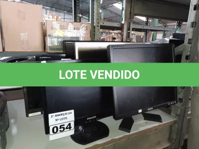 LOTE 054 - 06 MONITORES MARCAS E MODELOS DIVERSOS PARA RETIRADA DE PEÇAS. (NO ESTADO) ATENÇÃO! FAZER A VISITAÇÃO ANTES DE ARREMATAR, NÃO SABEMOS SE FUNCIONA. LEILÃO NÃO TEM GARANTIA E NEM DEVOLUÇÃO, SUJEITO A POSSÍVEIS AVARIAS VISÍVEIS/OCULTAS E/OU AUSÊNCIA DE COMPONENTES.