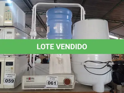 LOTE 061 - 01 CENTRIFUGA, 01 SUPORTE PARA BANHEIRA, 01 SUPORTE PARA GARRAFÃO E 01 SECADORA AUTOMÁTICA. (NO ESTADO) ATENÇÃO! FAZER A VISITAÇÃO ANTES DE ARREMATAR, NÃO SABEMOS SE FUNCIONA. LEILÃO NÃO TEM GARANTIA E NEM DEVOLUÇÃO, SUJEITO A POSSÍVEIS AVARIAS VISÍVEIS/OCULTAS E/OU AUSÊNCIA DE COMPONENTES.