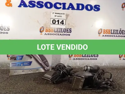 LOTE 014 - 01 BARBEADOR E 03 MÁQUINAS DE CORTAR CABELO MARCAS E MODELOS DIVERSOS. (NO ESTADO) ATENÇÃO! FAZER A VISITAÇÃO ANTES DE ARREMATAR, NÃO SABEMOS SE FUNCIONA. LEILÃO NÃO TEM GARANTIA E NEM DEVOLUÇÃO, SUJEITO A POSSÍVEIS AVARIAS VISÍVEIS/OCULTAS E/OU AUSÊNCIA DE COMPONENTES.