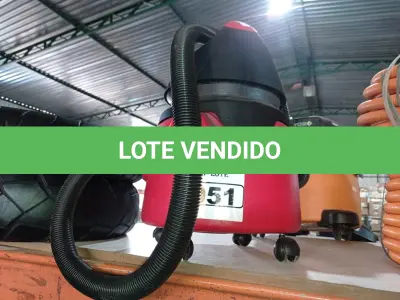 LOTE 051 - 01 ASPIRADOR DE PÓ MARCA ELECTROLUX. (NO ESTADO) ATENÇÃO! FAZER A VISITAÇÃO ANTES DE ARREMATAR, NÃO SABEMOS SE FUNCIONA. LEILÃO NÃO TEM GARANTIA E NEM DEVOLUÇÃO, SUJEITO A POSSÍVEIS AVARIAS VISÍVEIS/OCULTAS E/OU AUSÊNCIA DE COMPONENTES.
